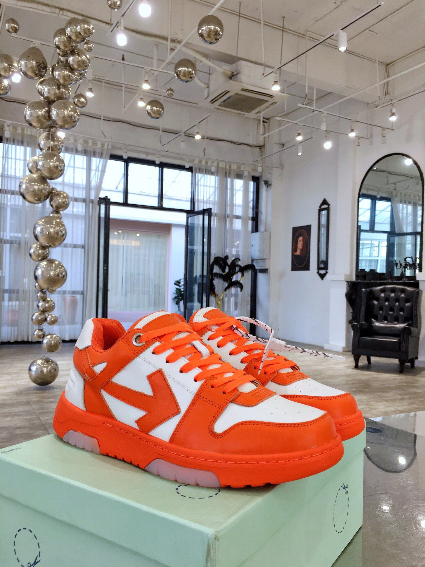 OFF-WHITE OOO Low Out of Office Red White OMIA189R21LEA0012501