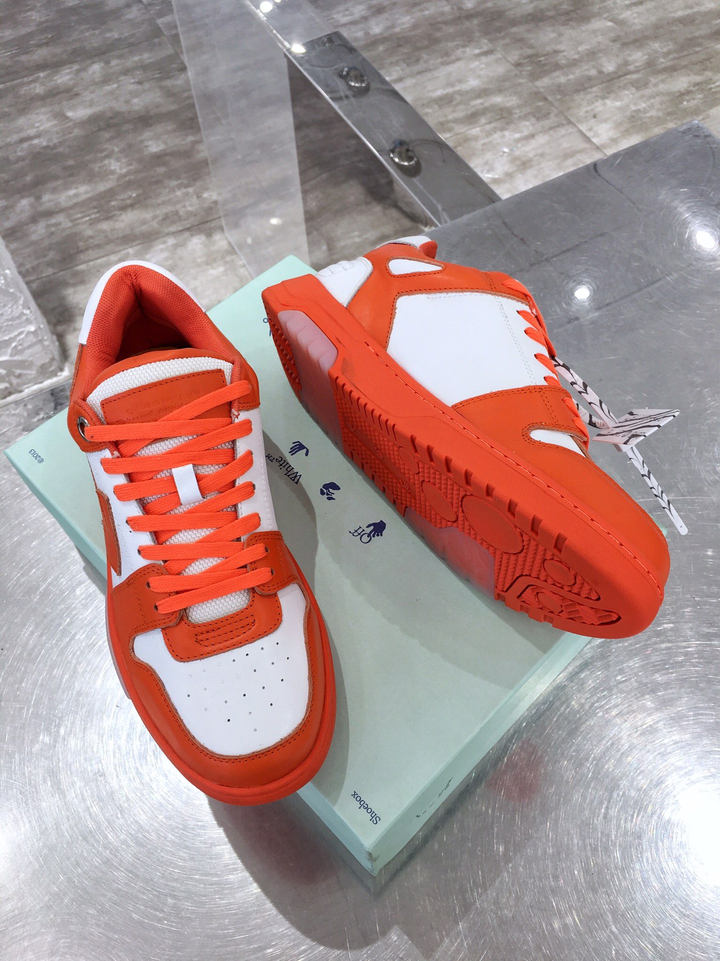 OFF-WHITE OOO Low Out of Office Red White OMIA189R21LEA0012501
