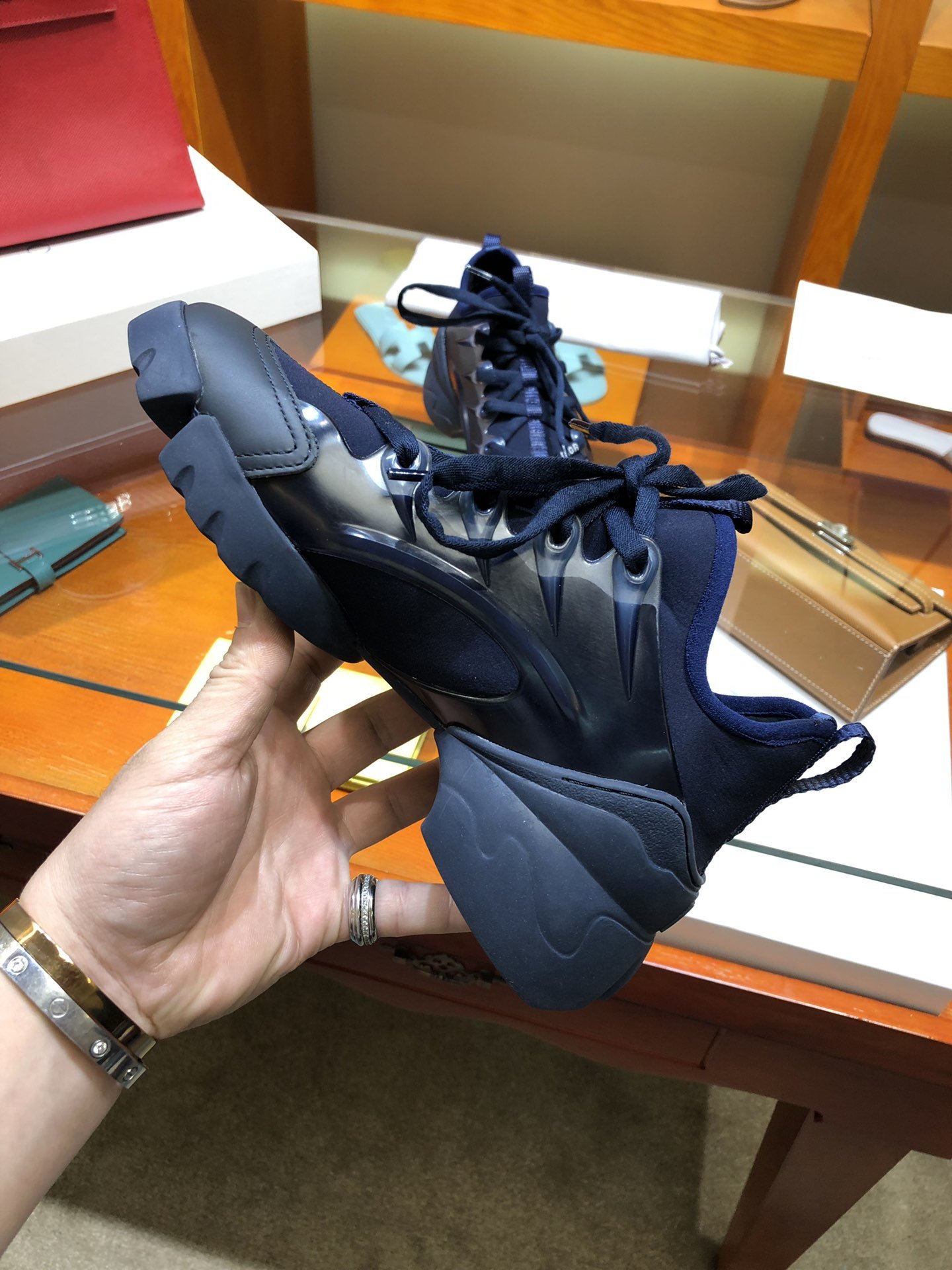 D10r sneaker 2021112902