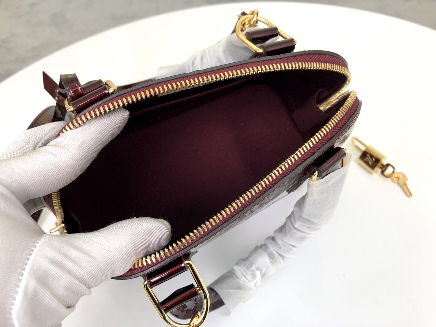 LV ALMA BB M91678 25CM