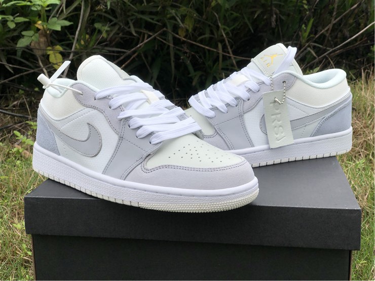 Jordan 1 Low Paris  CV3043-100