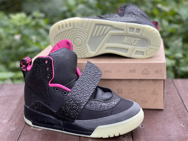 nike air Y**zy 1 blink 366164-003