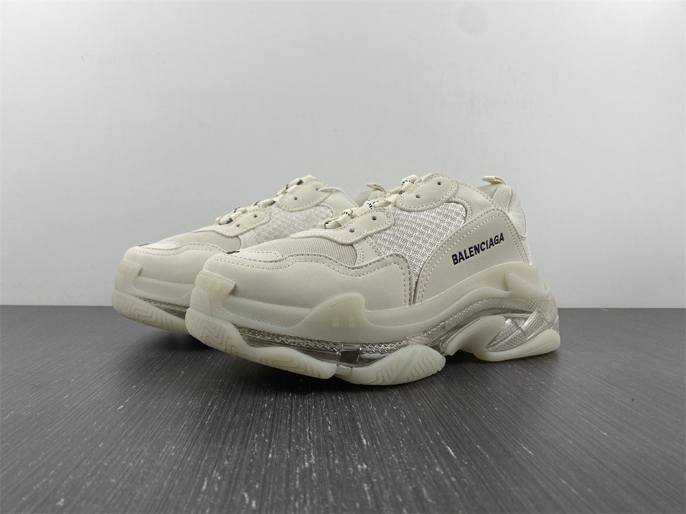 Ba1enc1aga Triple S Sneaker 2022062401