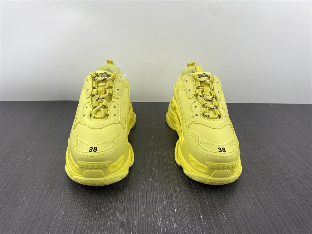 Ba1enc1aga Triple S Sneaker 2022062402