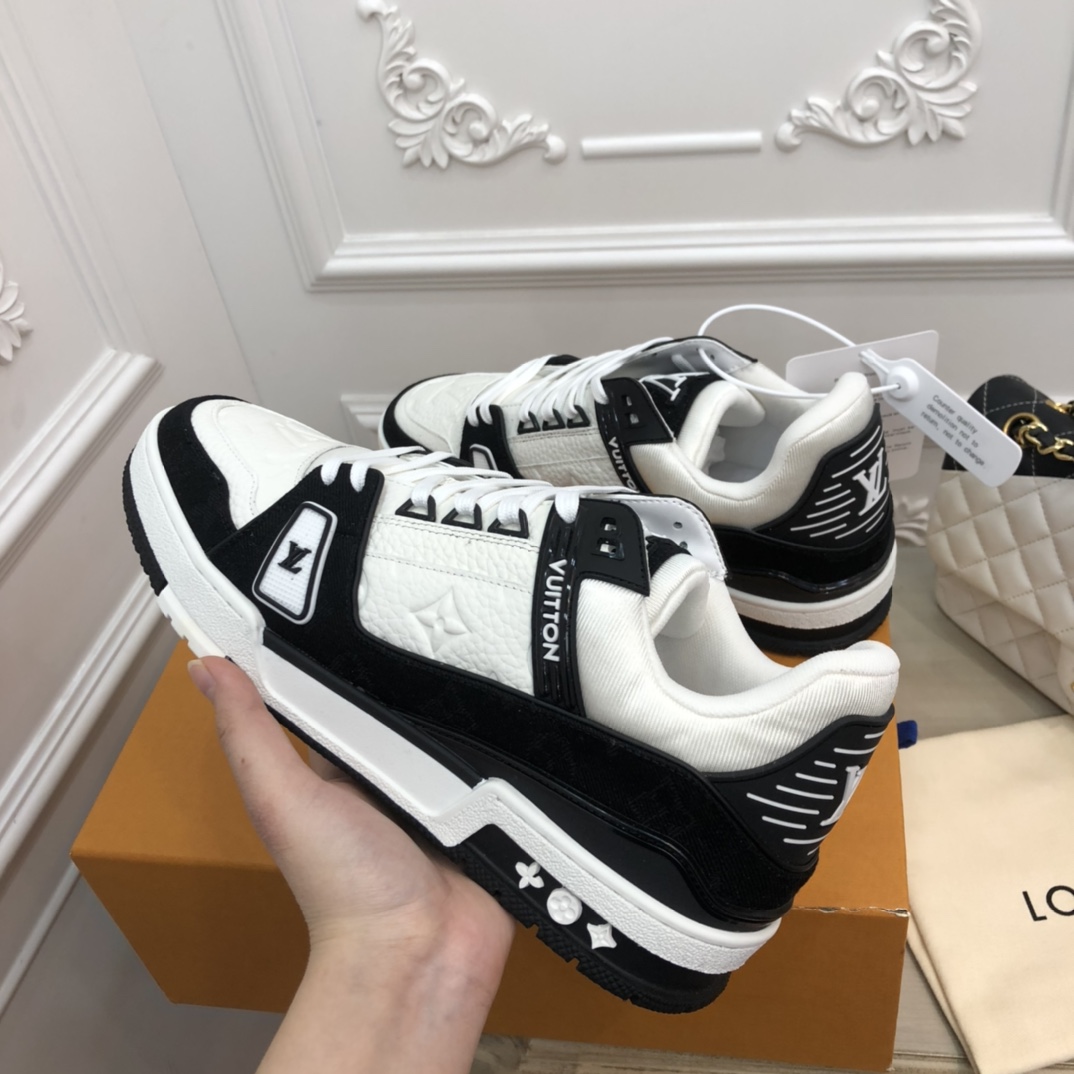 L0u1s Vu1tton 1V Trainer 20220801