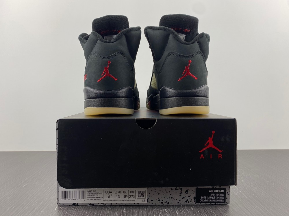 Jordan 5 Retro Gore-Tex Off-Noir (W) DR0092-001