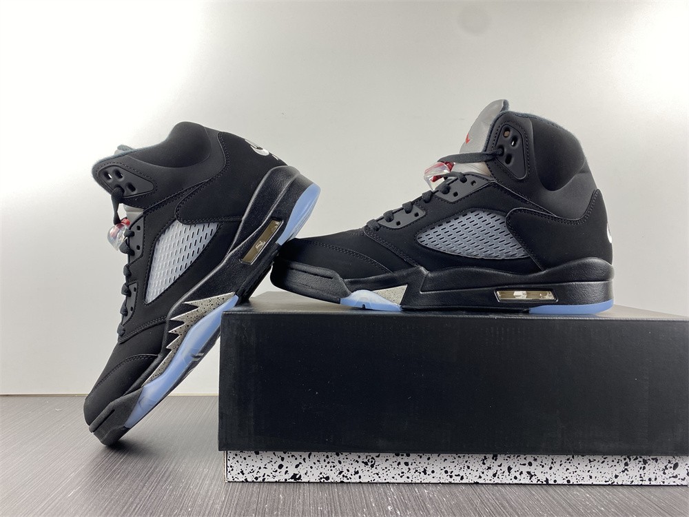 Jordan 5 Retro black metallic 845035-003