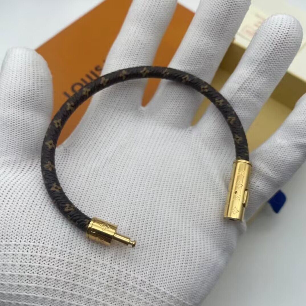 1V Bracelet 2022061602
