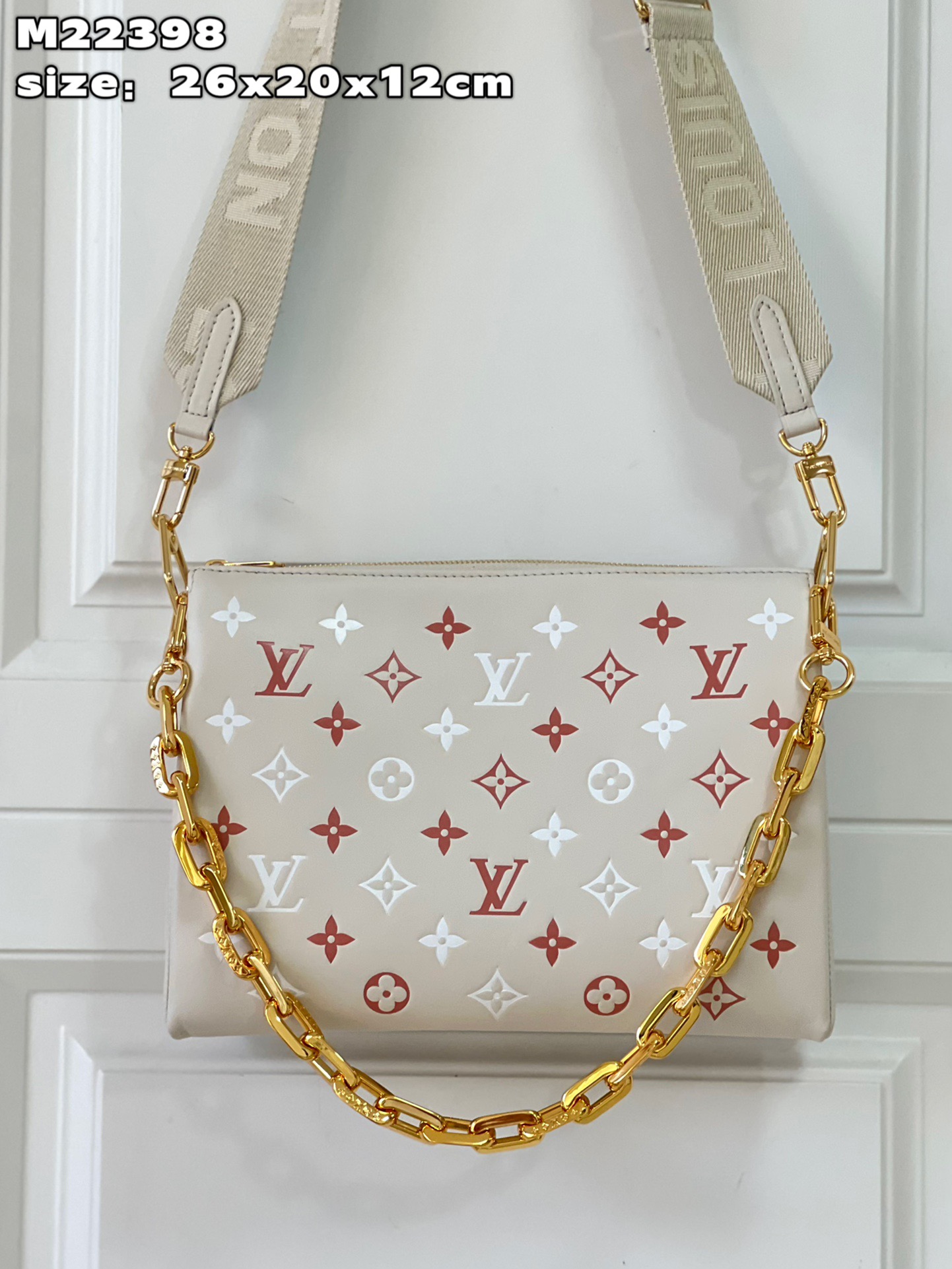 1V Coussin PM handbag M22398 26x20x12cm