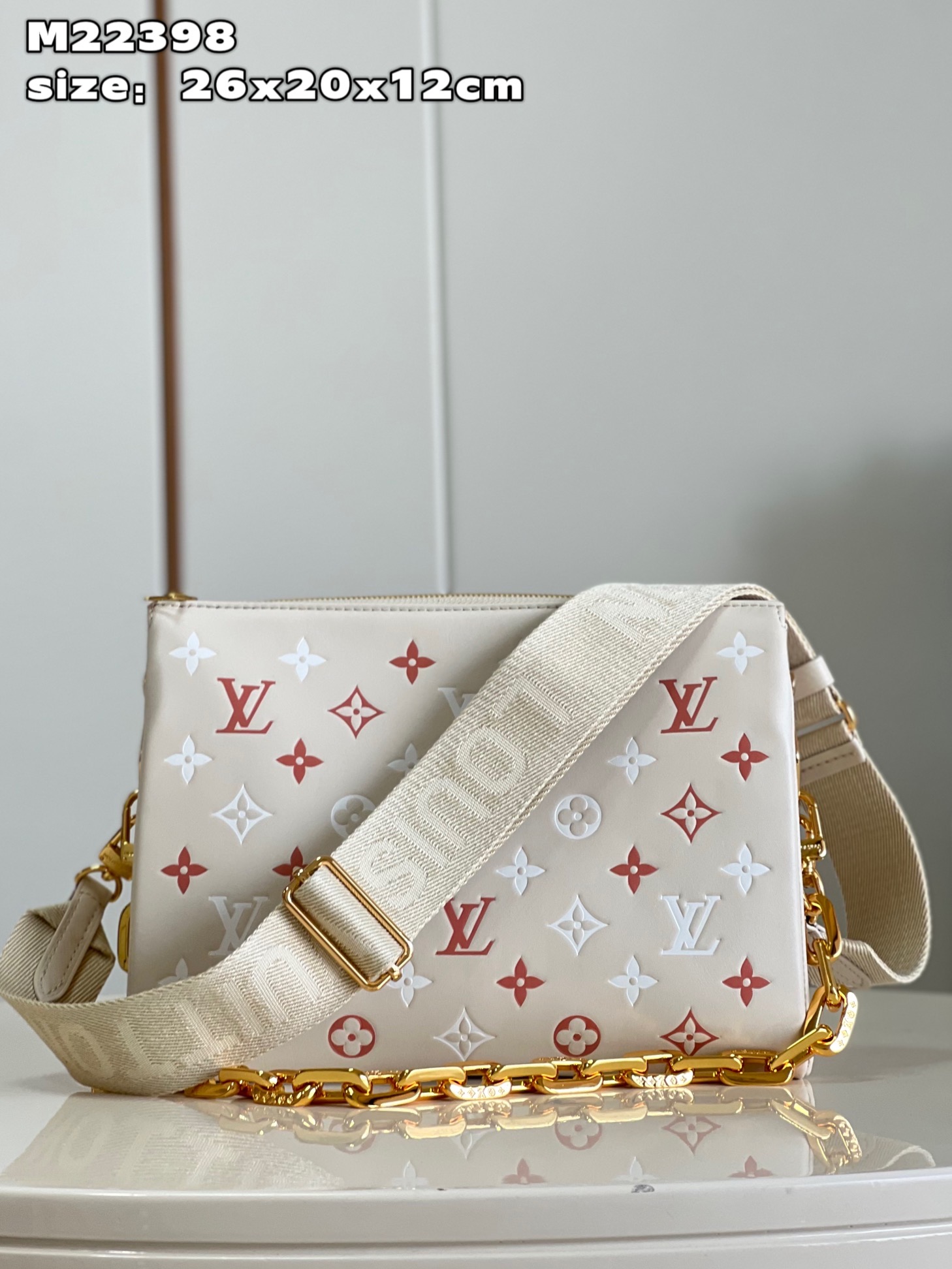 1V Coussin PM handbag M22398 26x20x12cm