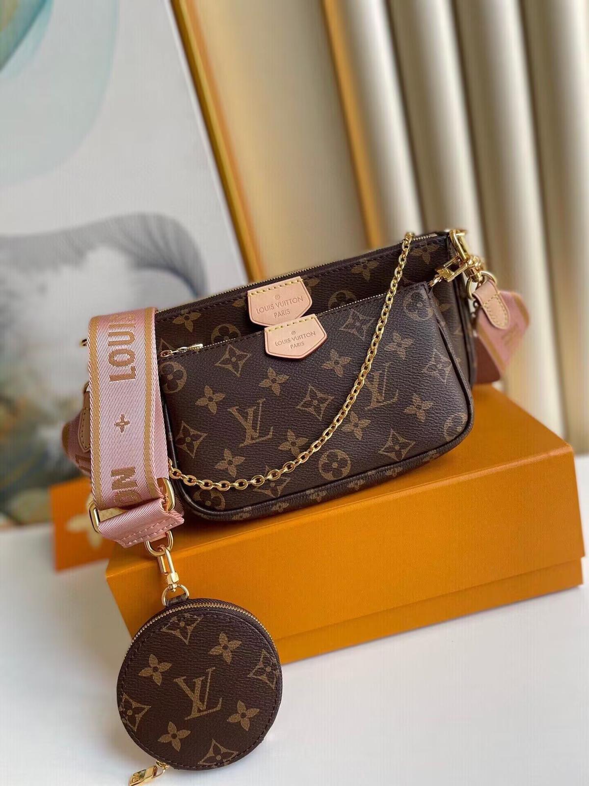 L0u1s Vu1tton Multi Pochette Accessoires Monogram M44813