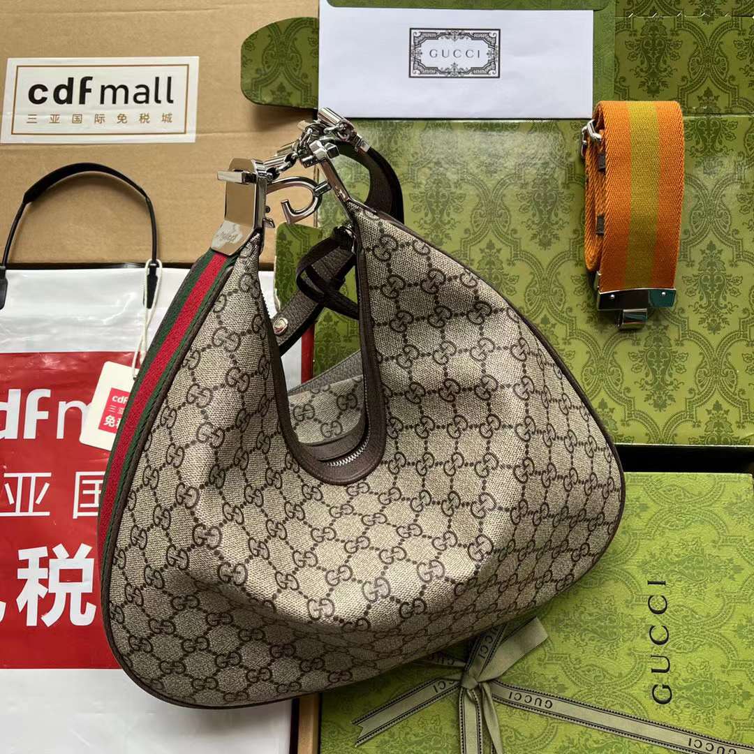 Gvcci Attache large shoulder bag 702823 35x 32x 6cm