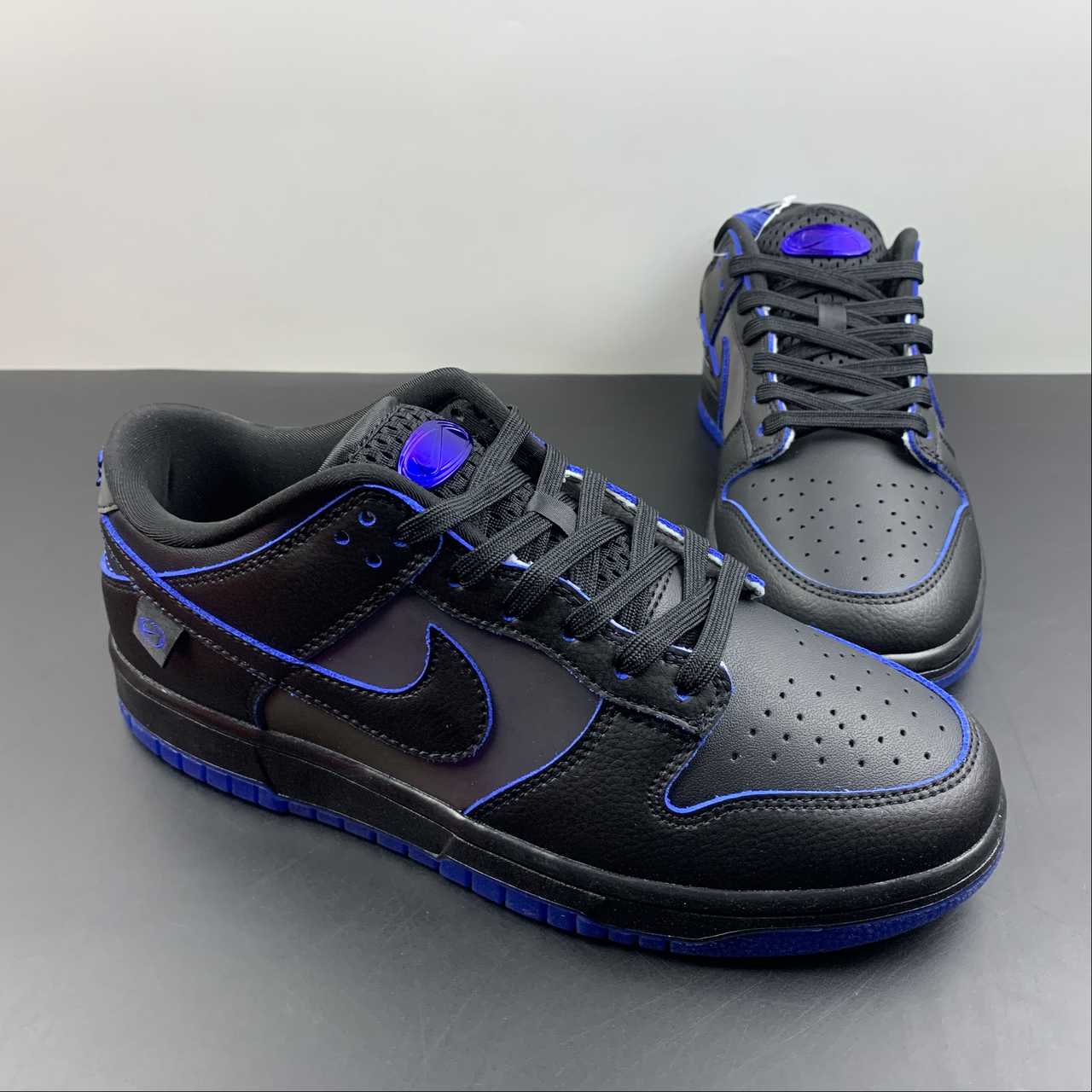 Dunk Low Black Royal Iridescent FB1842-001