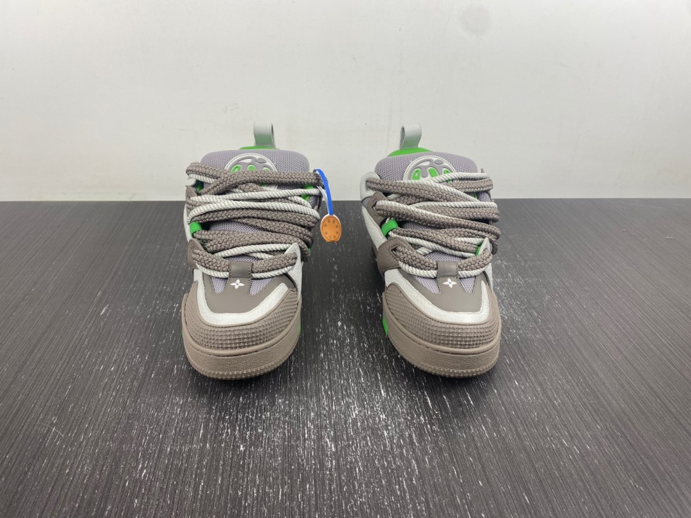 LV sneaker 2023102001