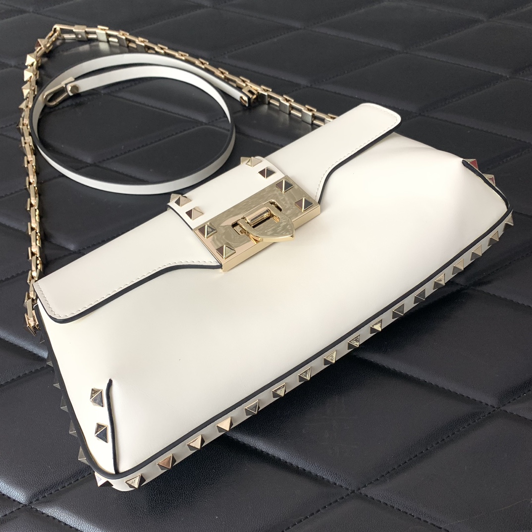 Valentino rockstud bag 26*13*7CM white 2023111703
