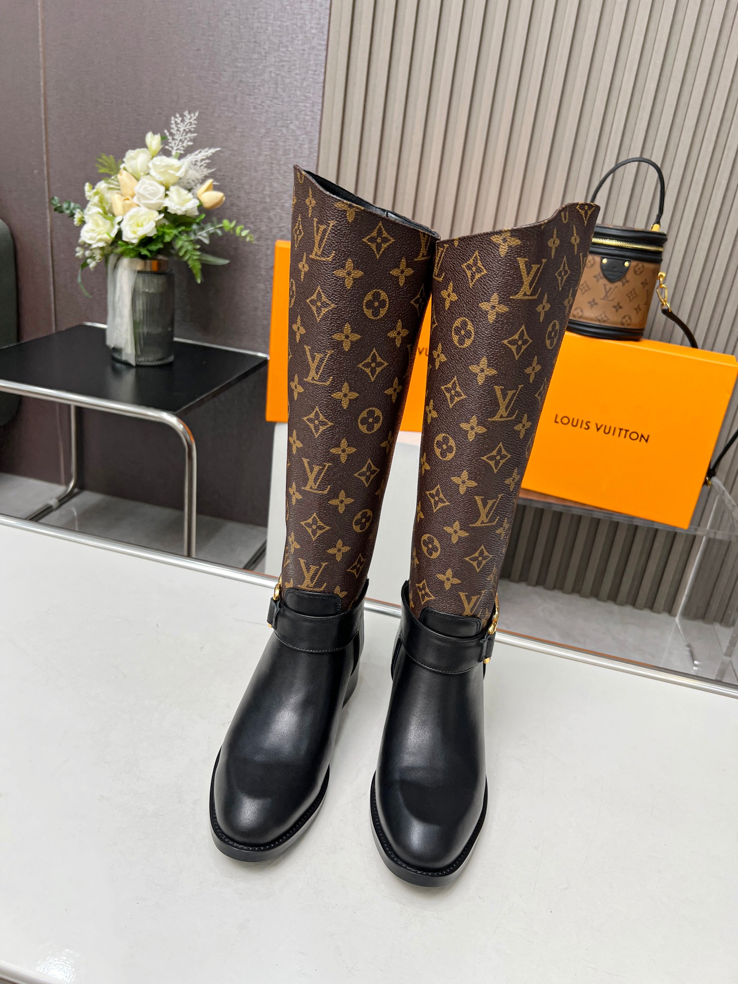 LV boots 2023112803