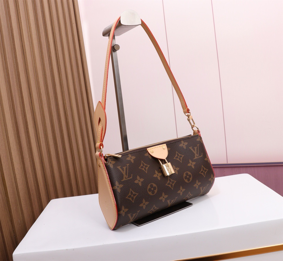 LV pochette tirette monogram 22*12*505CM