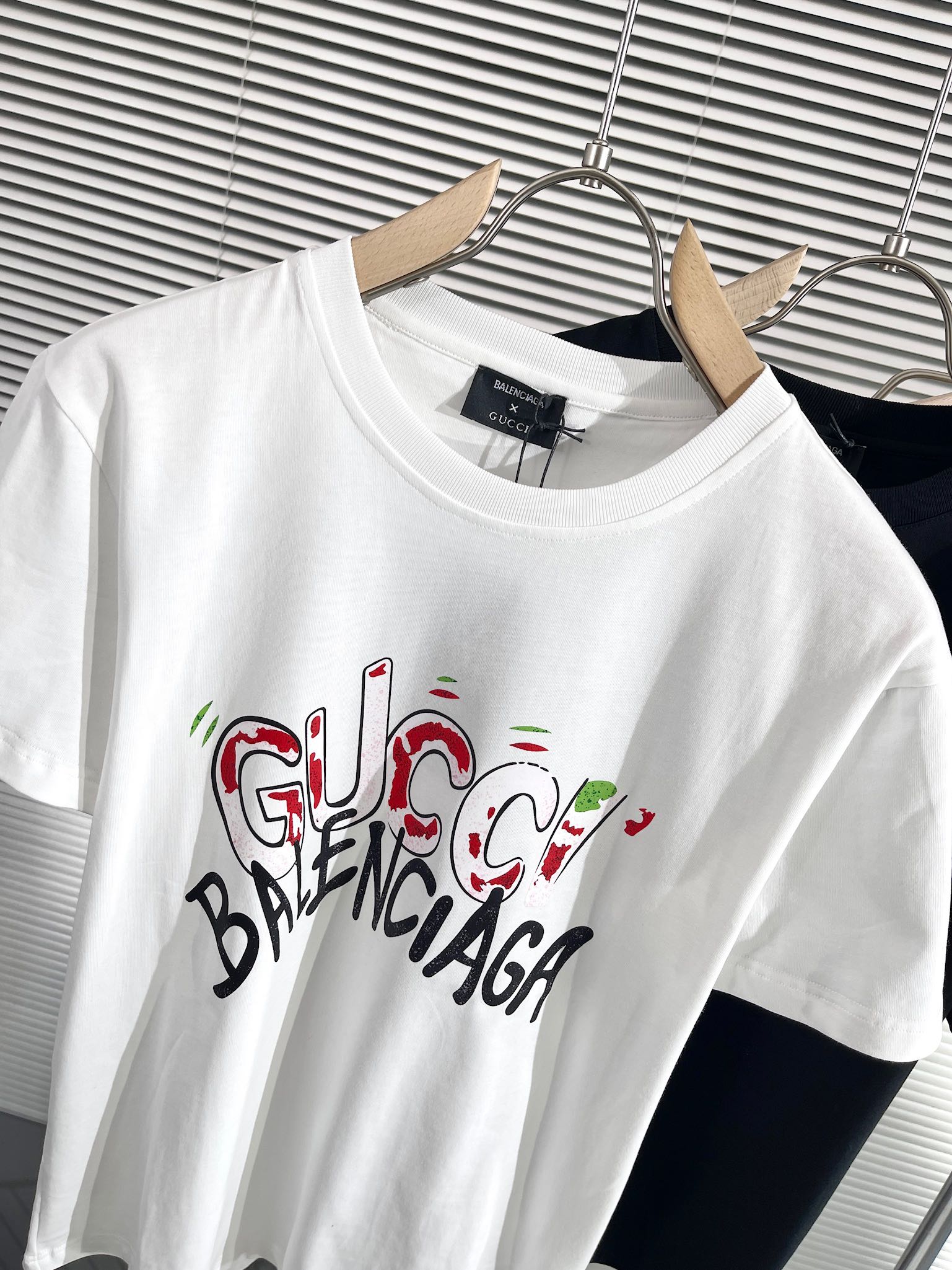 Ba*len*cia*ga g*u*i t-shirt 2024031903