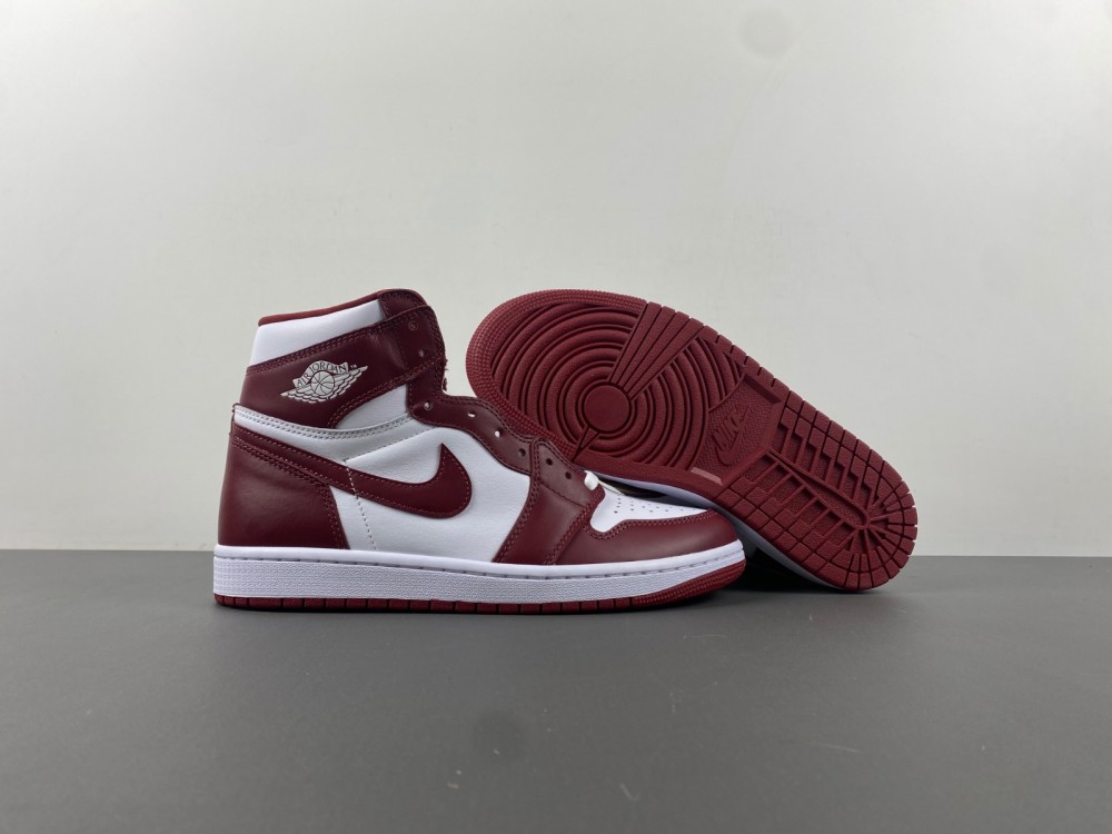 Air Jordan 1 Retro High OG Team Red  DZ5485-160