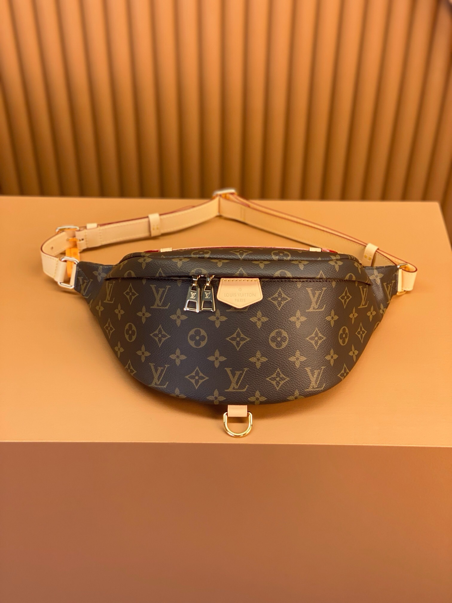 lv l**is V*t*n belt bag monogram m43644 bumbag 37*14*13cm