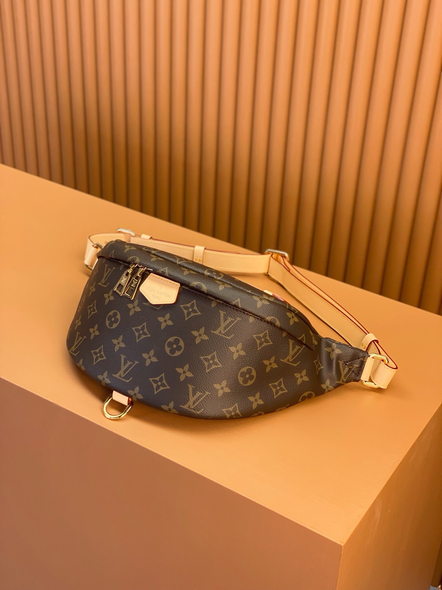 lv l**is V*t*n belt bag monogram m43644 bumbag 37*14*13cm