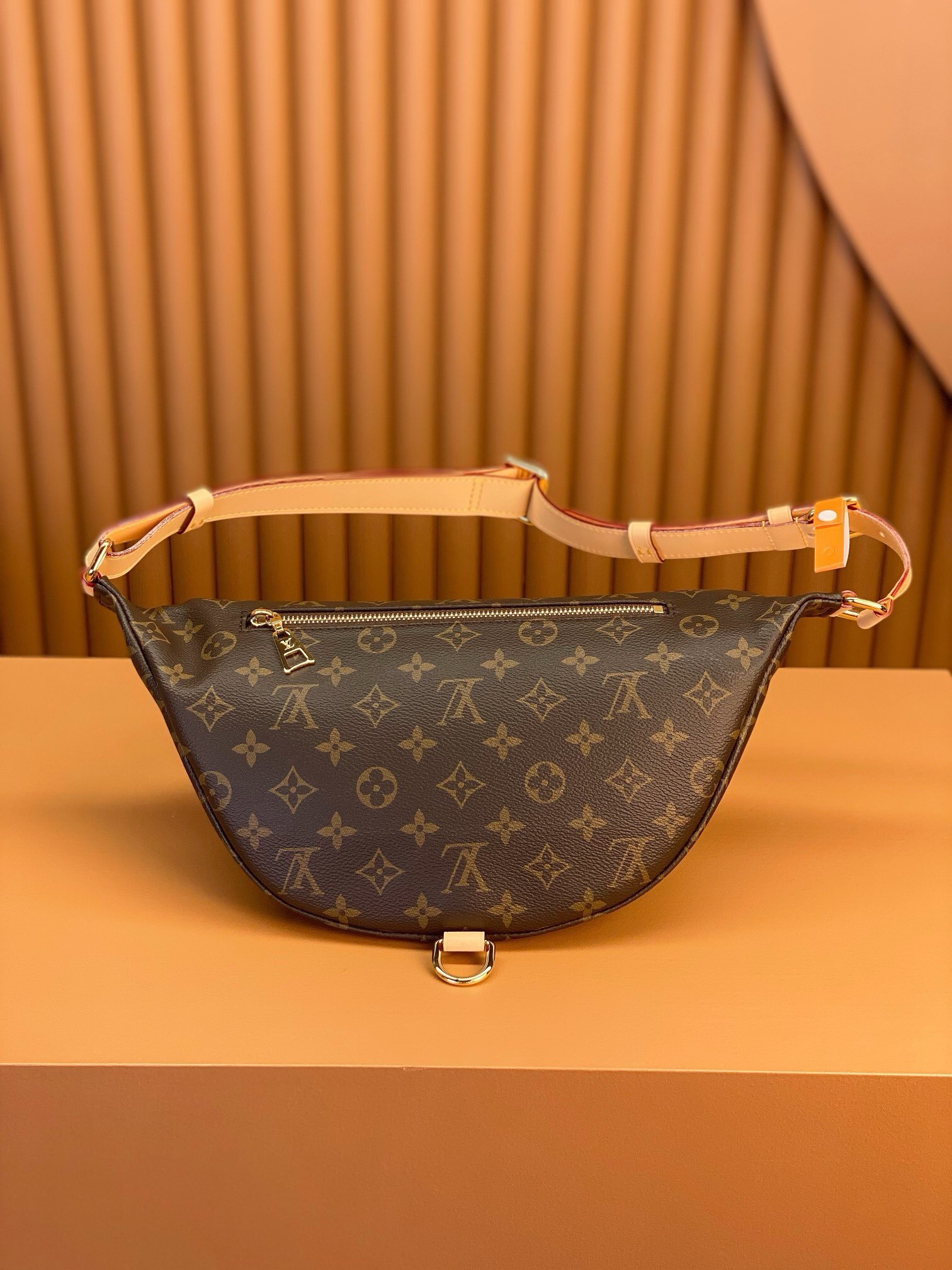 lv l**is V*t*n belt bag monogram m43644 bumbag 37*14*13cm