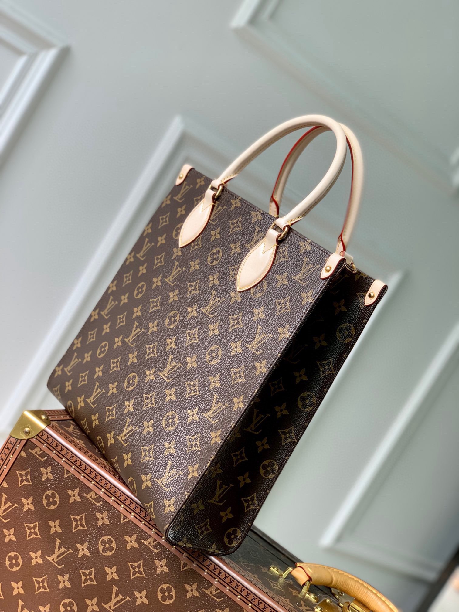 LV Sac Plat Monogram 30*32*10CM