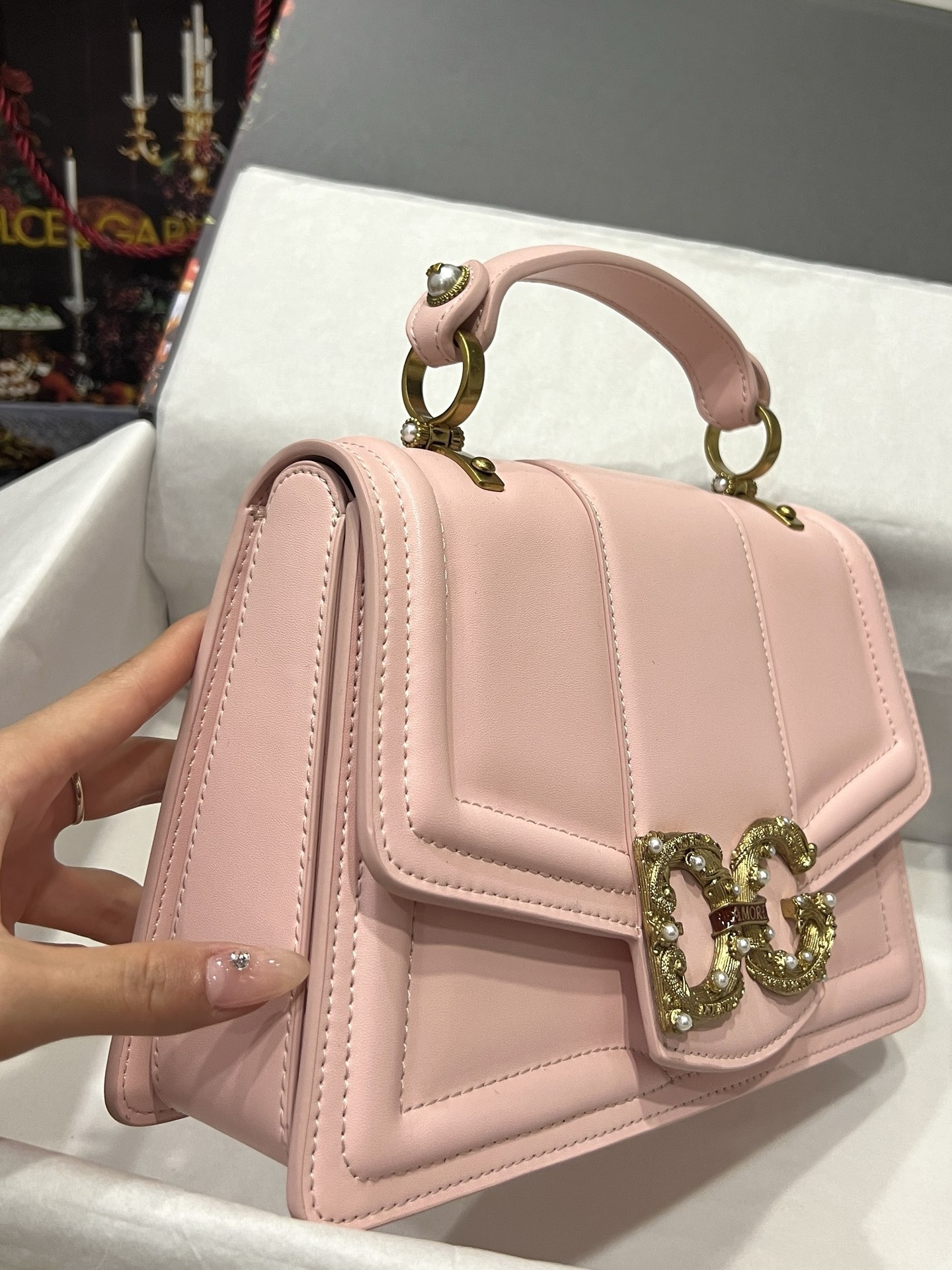 Dolce & Gabbana Amore Shoulder Bag pink 27CM
