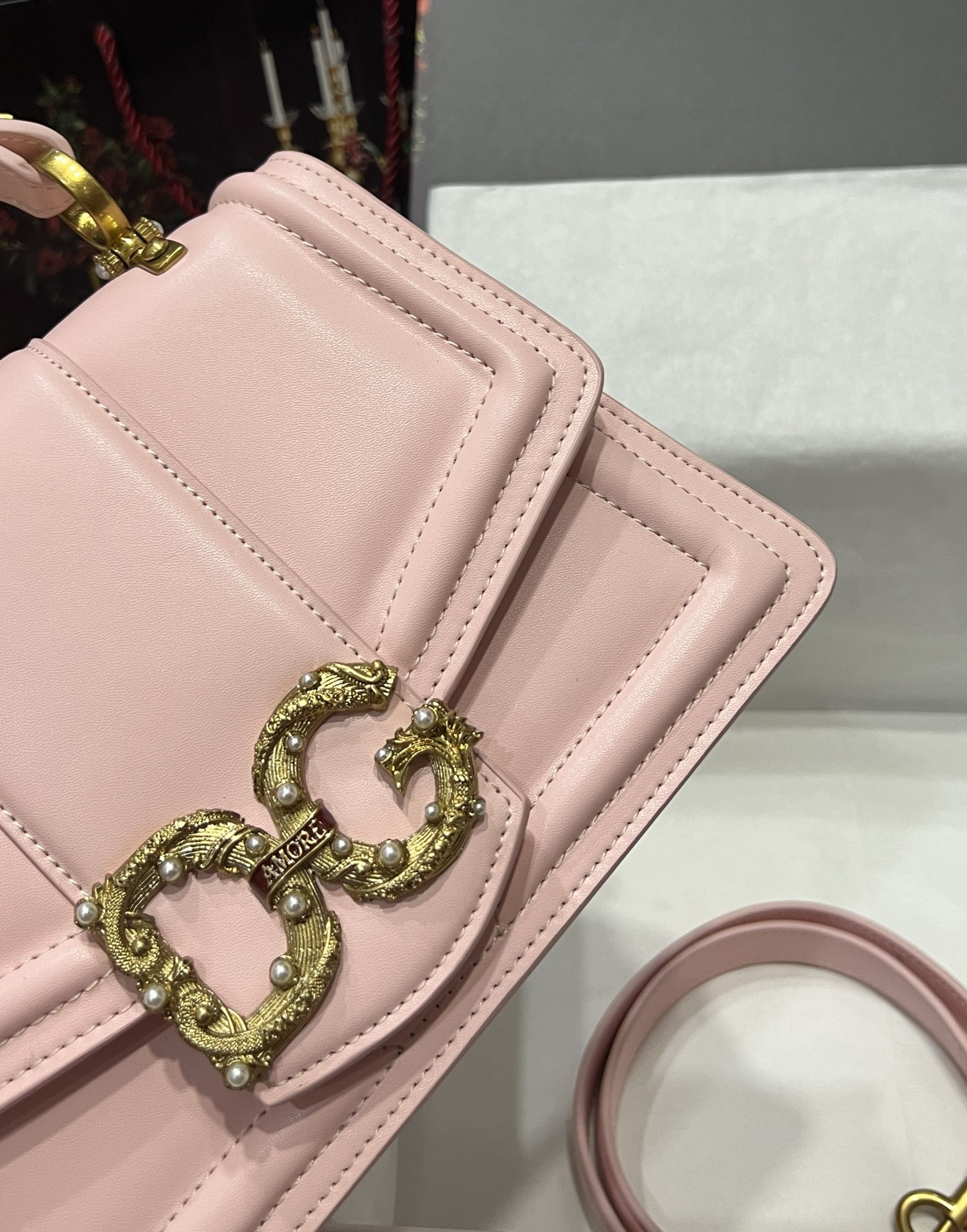 Dolce & Gabbana Amore Shoulder Bag pink 27CM