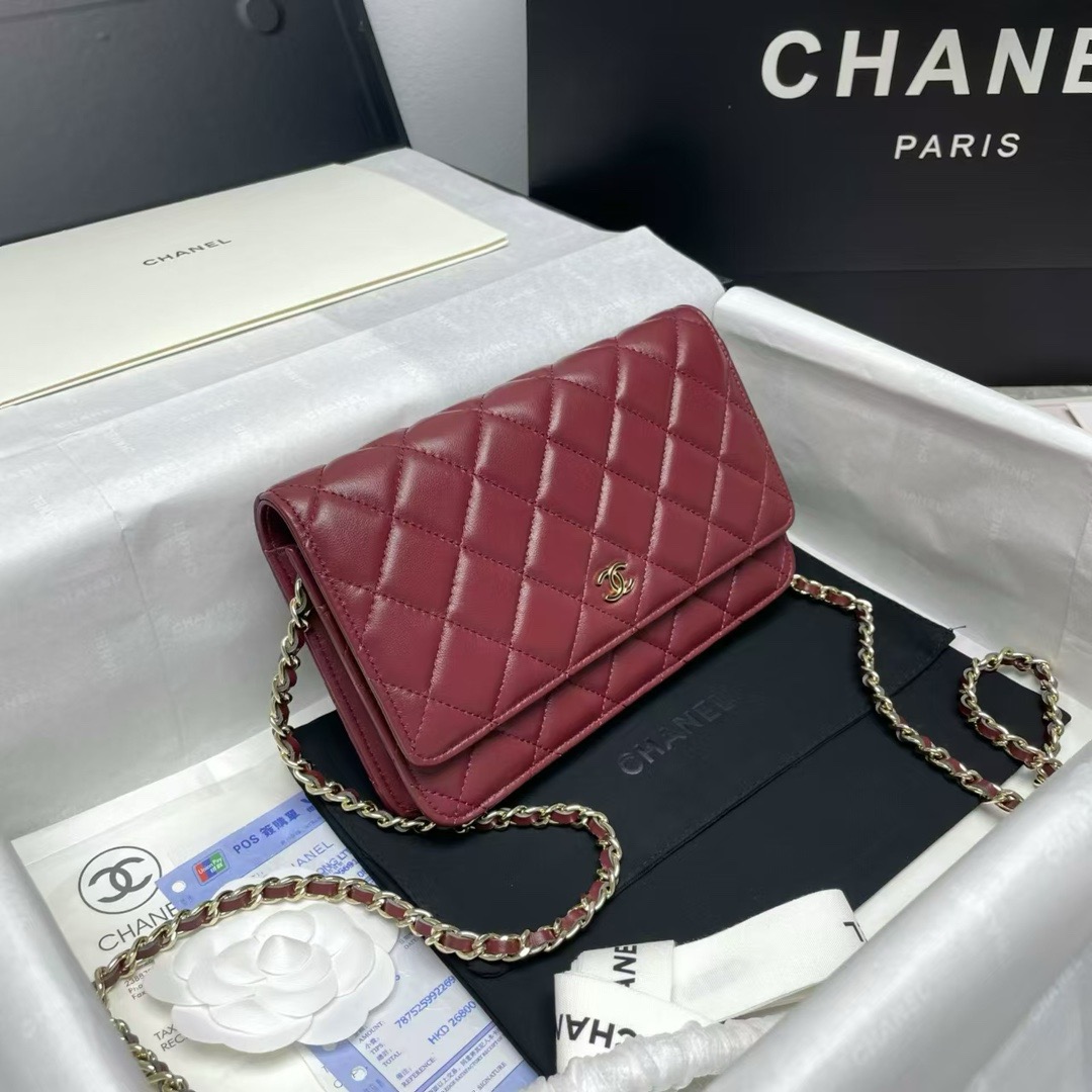 Ch*el wallet on chain 19*12*3cm