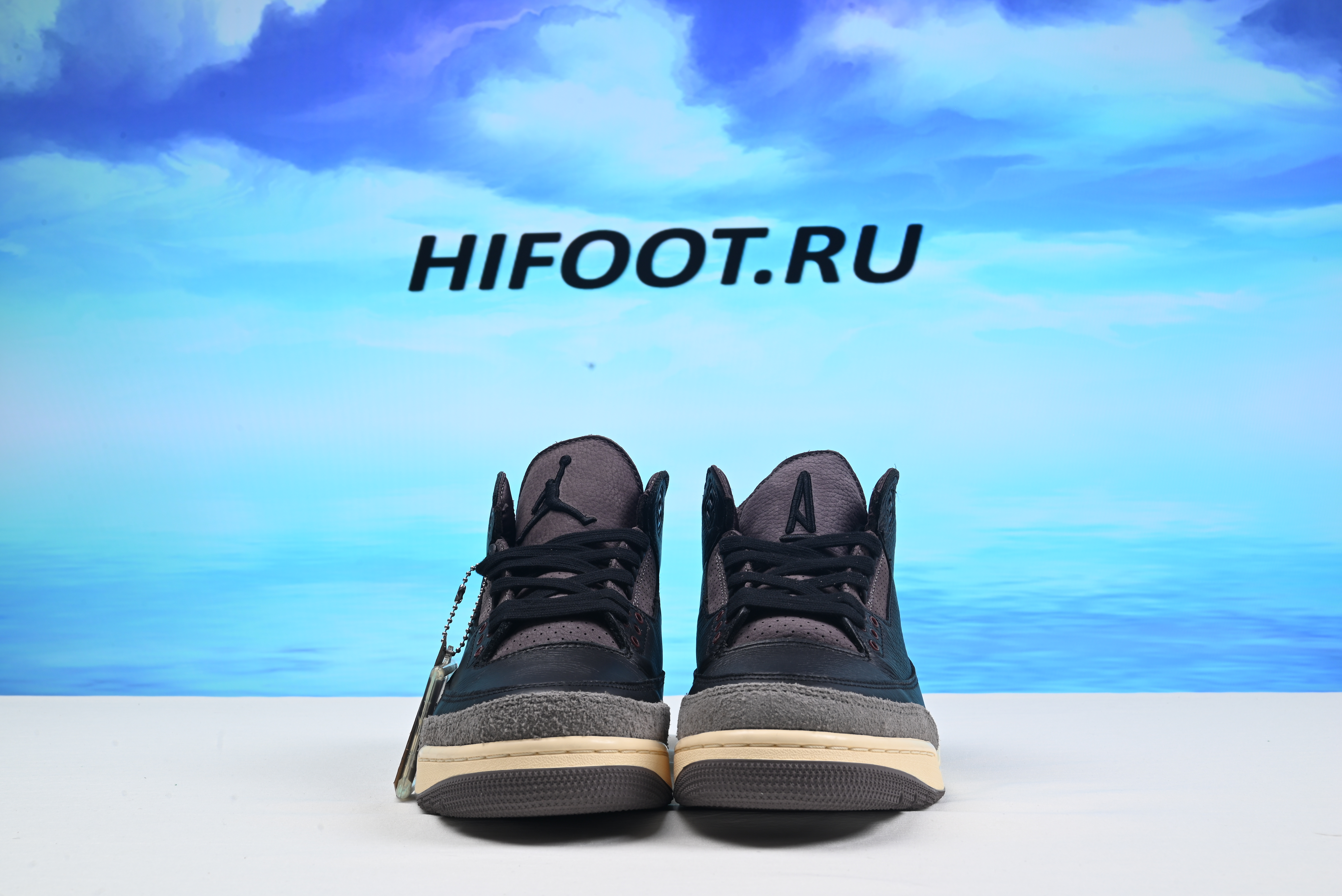 Jordan 3 Retro OG SP A Ma Maniére Black Violet Ore FZ4811-001