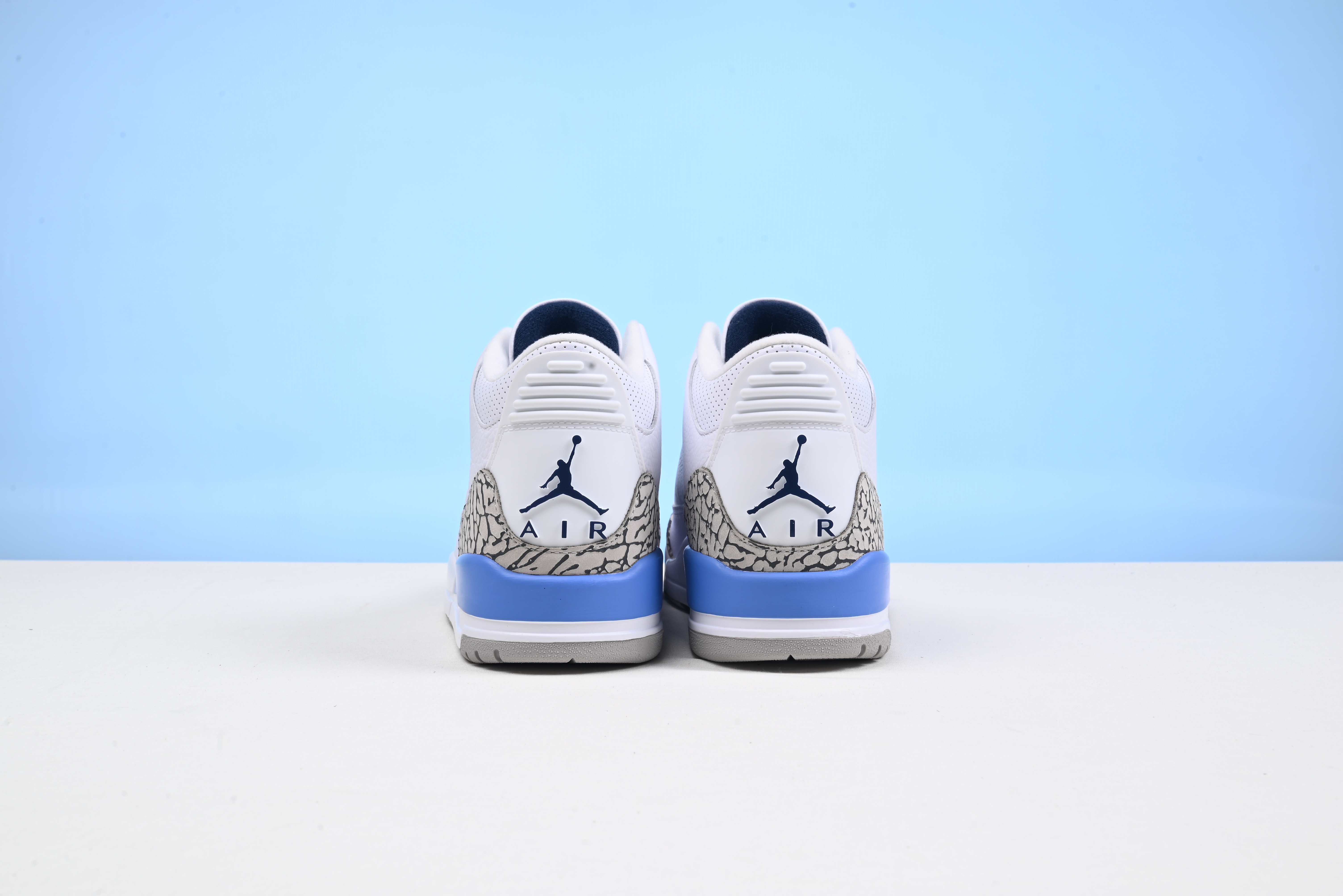 Jordan 3 Retro UNC CT8532-104