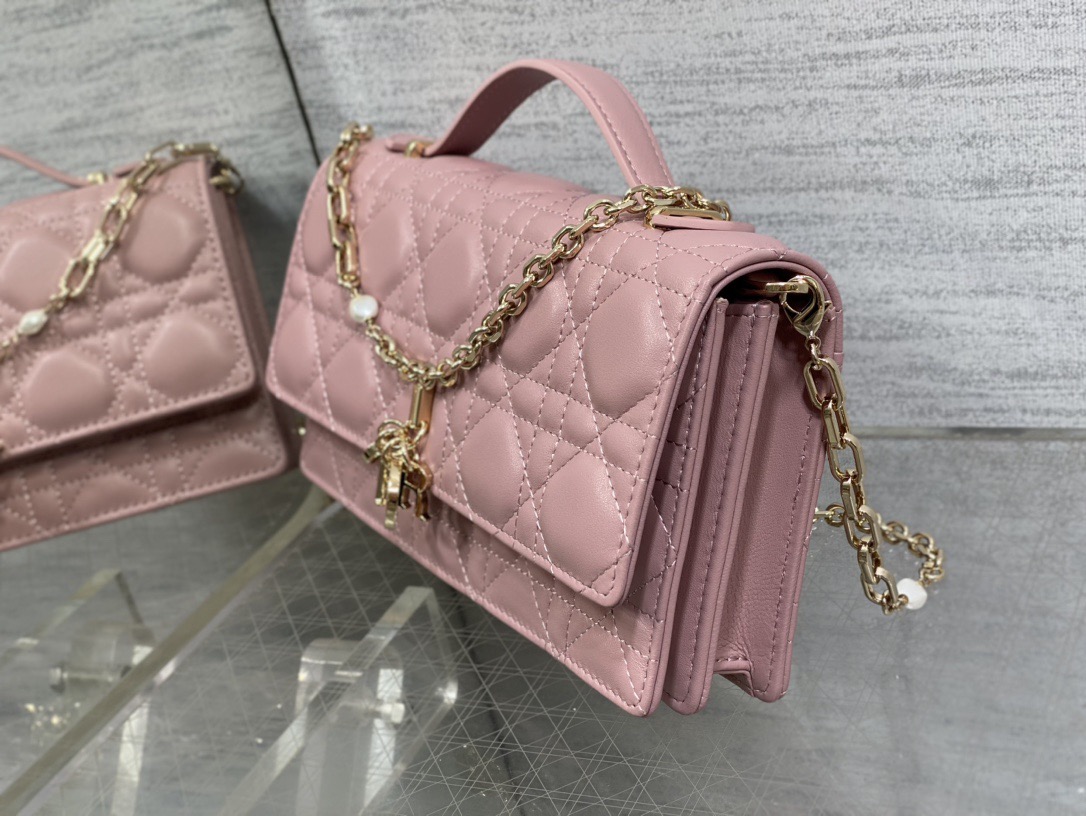 D*or my D*or mini bag antique pink cannage lambskin 21*11*5cm