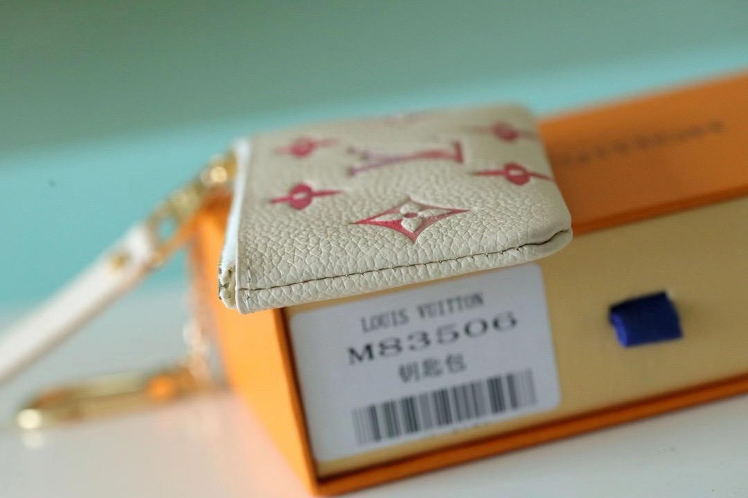 LV key pouch 12*71.5CM 2024082903