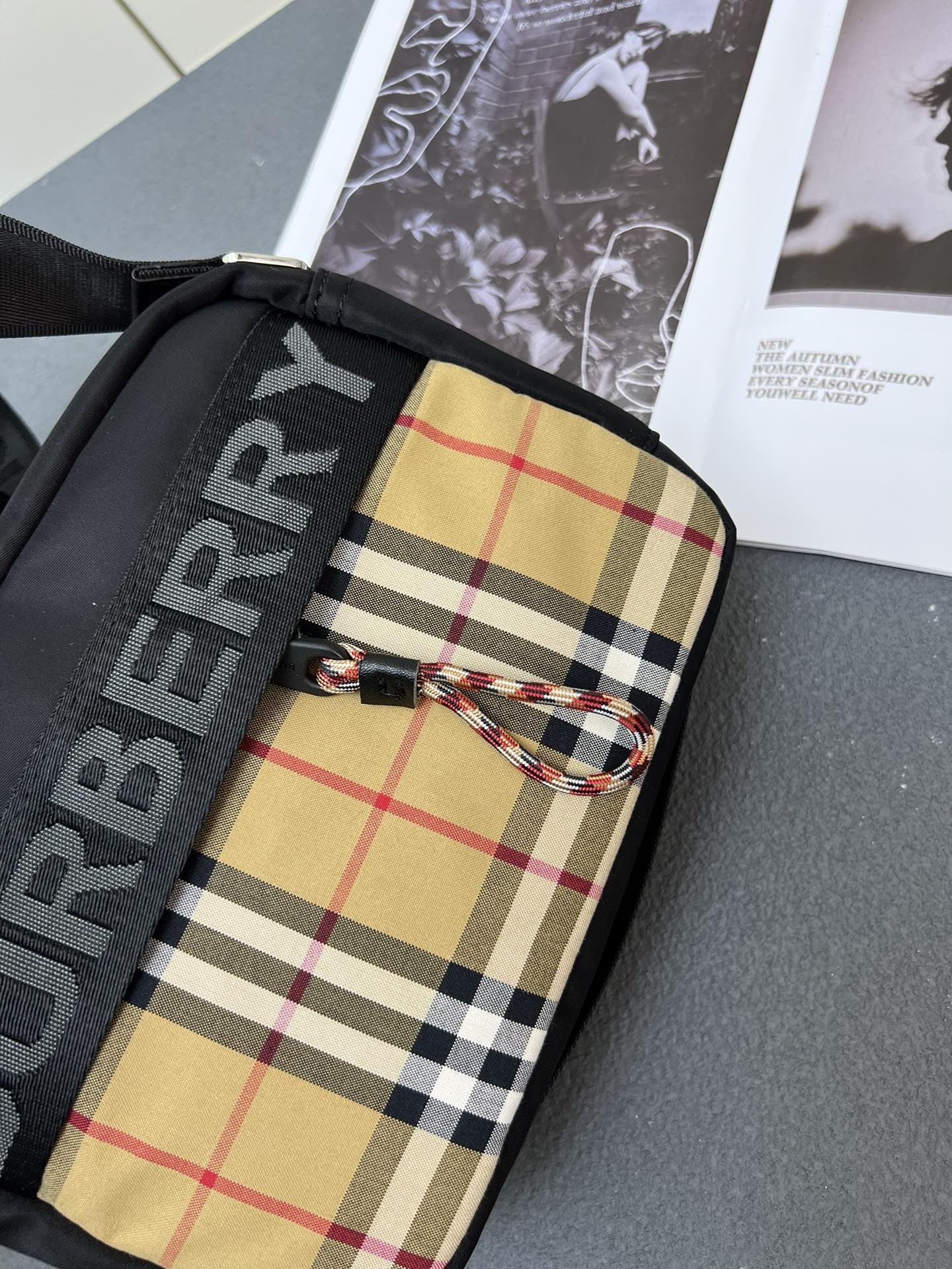 B**rry nylon crossbody bag 22.5*6.5*16cm