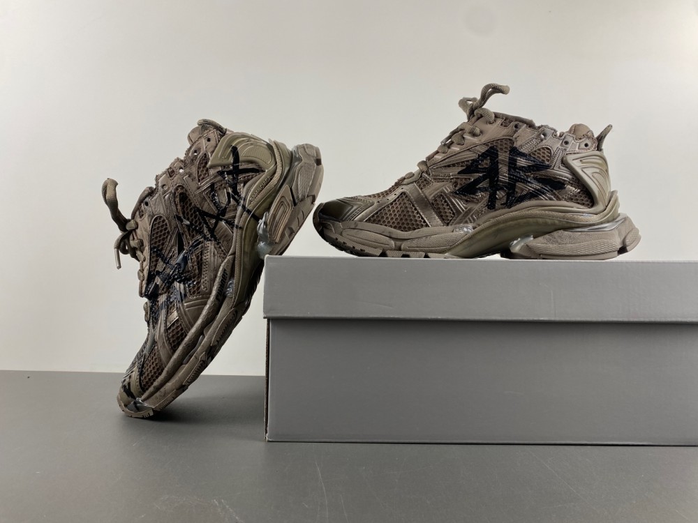 Ba*len*cia*ga sneaker 202412271