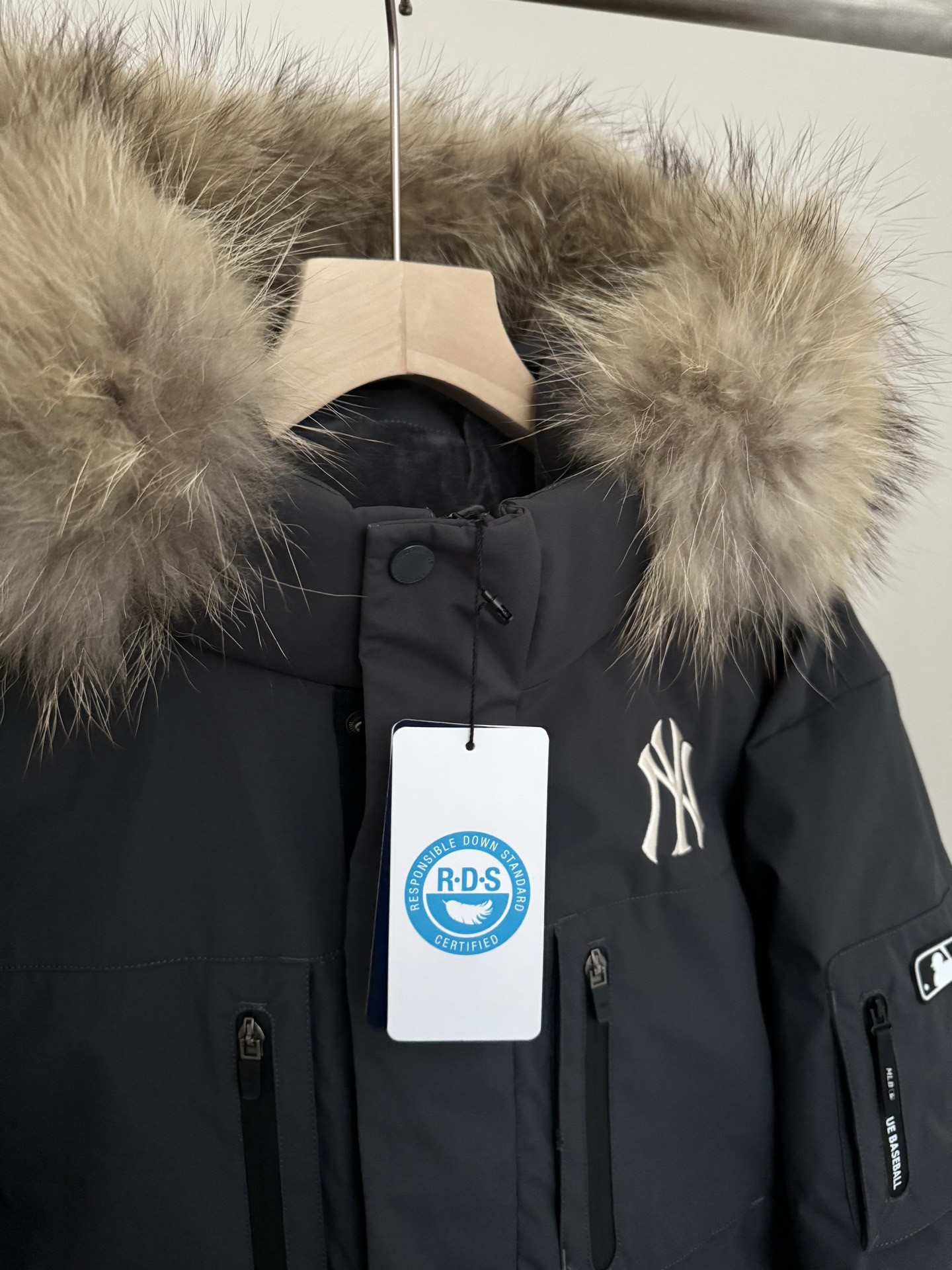 MLB down jacket 2024122705