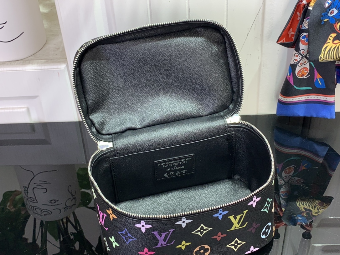 l**is V*t*n x takashi murakami nice mini black multicolored 20x14x13cm