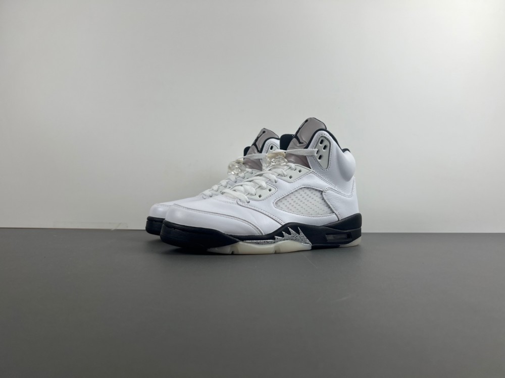 Air Jordan 5 Retro White Black DD0587-110