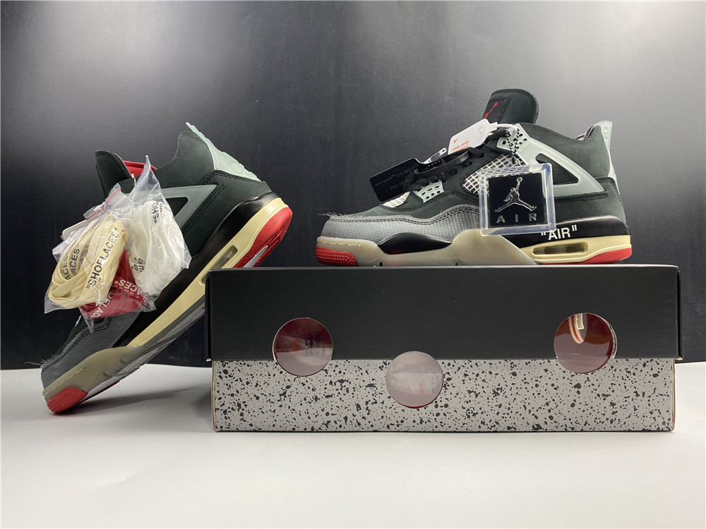 OFF-WHITE x Air Jordan 4 Bred CV9388001
