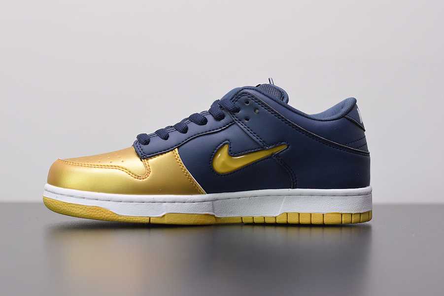 S*p*e x nike sb dunk low silver black ck3480-700