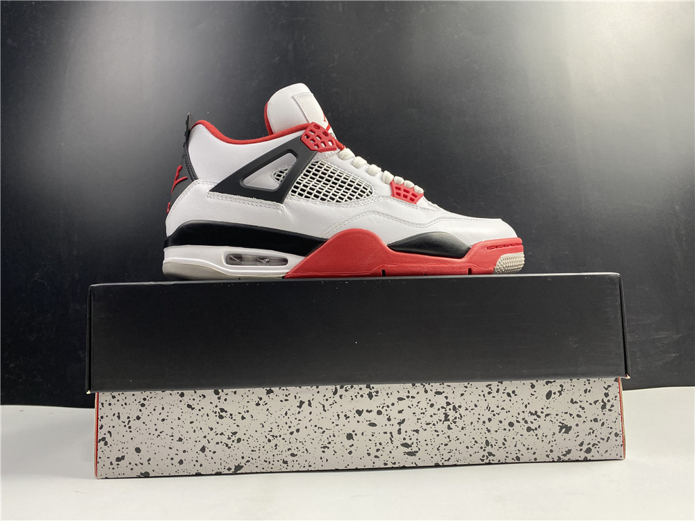 Air Jordan4 Fire Red DC7770-160