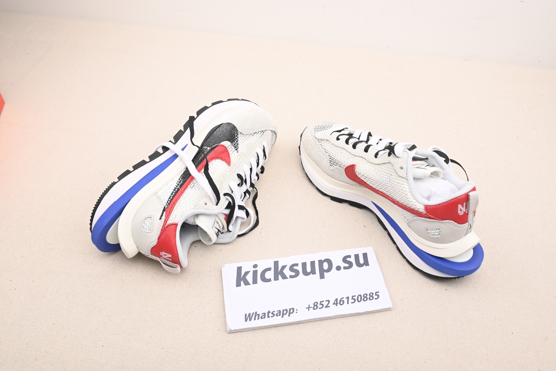 Nike Vaporwaffle sacai Sport Fuchsia Game Royal CV1363100