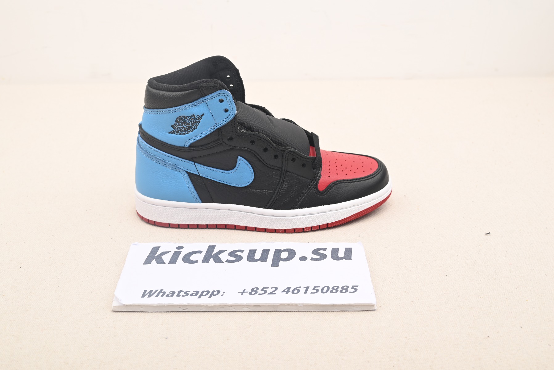 Nike Air Jordan 1 Retro High NC to Chi Leather (W) CD0461-046